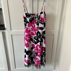 Women’s cocktail dress size M